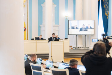В Рязанской области введены новые меры поддержки беременных женщин и семей с детьми