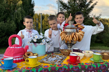 «Яблоко от яблони...»