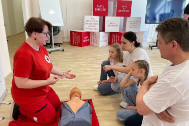 В Новгородской области стартовали семейные мастер-классы по оказанию первой помощи