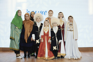 Участники форума «Родные — Любимые» продемонстрировали кулинарное мастерство на конкурсе «Семейные рецепты»