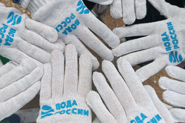 Подопечные комплексного центра очистили берега рек от мусора