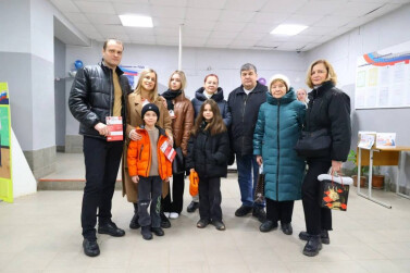 На выборы - всей семьей