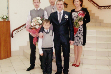 Семья советника по воспитанию стала лучшей многодетной семьей