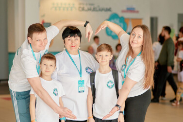 Семьи Уральского федерального округа встретились в Екатеринбурге на полуфинале конкурса «Это у нас семейное» 