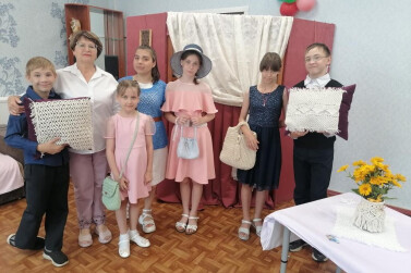 Воспитанники социального приюта почувствовали себя стилистами и дизайнерами