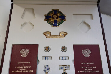 Семью из Тюмени наградили орденом «Родительская слава»