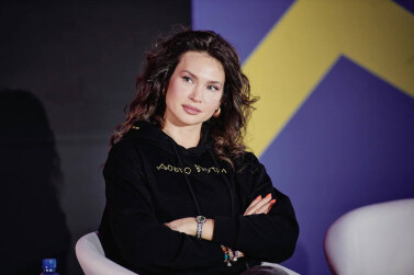 Анастасия Приказчикова: «Всё начинается с любви»