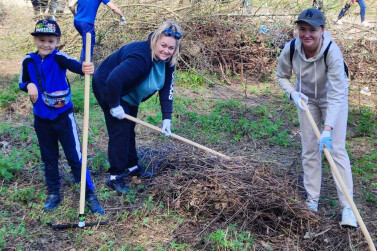 На субботник всей семьёй