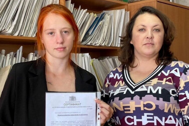 В Южском районе первая студенческая семья получила сертификат на миллион рублей