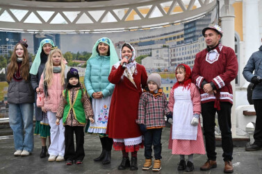В Удмуртии впервые состоялся межнациональный семейный автопробег