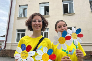 «Все начинается с семьи»