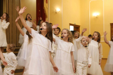 Семья соловьиного края