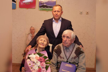 В любви и гармонии: супруги Горбатюк отметили бриллиантовую свадьбу