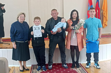 В 2024 году звание «Многодетная семья» получили 387 орловских семей