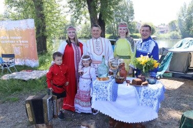 В Хакасии прошел фестиваль ухи «Семейная Fishka» 