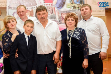 В Заларинском районе живет и трудится аграрная династия Андрея Владимировича и Татьяны Ивановны Распутиных