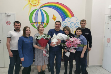 Две семьи из Ханты-Мансийского автономного округа – Югры награждены медалью ордена «Родительская слава»