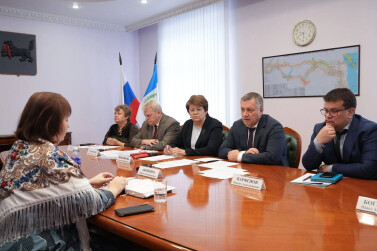 Игорь Кобзев: В Приангарье разработан проект закона о бесплатном проезде школьников из многодетных семей в транспорте 