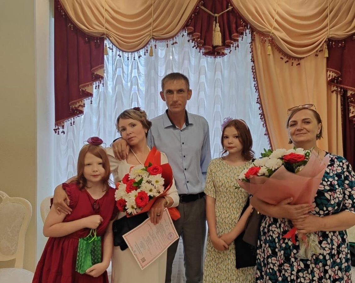В Саяногорске зарегистрировали двухсотый брак
