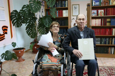 «Он — мои глаза, а я — его руки»: жильцы Нурлатского дома-интерната зарегистрировали брак 
