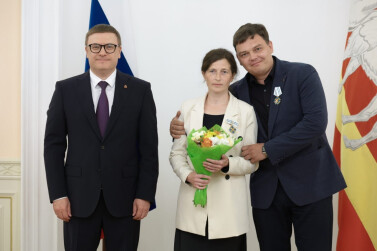 Семью Петровых из Магнитогорска наградили орденом «Родительская слава»