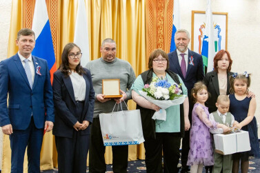 В Нарьян-Маре наградили тружеников округа