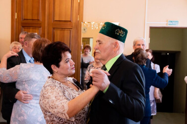 В Саратовской области чествовали «сапфировых» юбиляров супружеской жизни