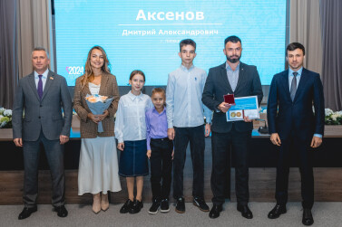 Лучшие отцы Липецкой области получили награды