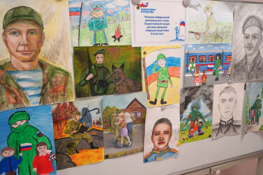 В преддверии Дня России Губернатор Брянской области встретился с семьями участников СВО