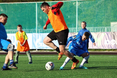 В Великом Новгороде прошел семейный футбольный фестиваль