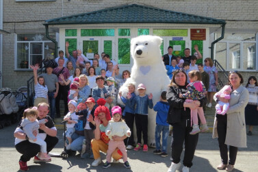 Один день в большой семье