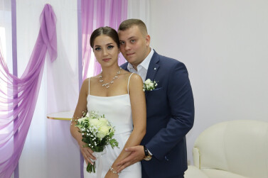 В Год семьи в Абакане провели 700-ю свадебную церемонию